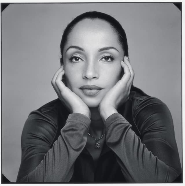 Your love is kiiiiing 👑 Sade released this track 38 years ago! #sade , sade singer