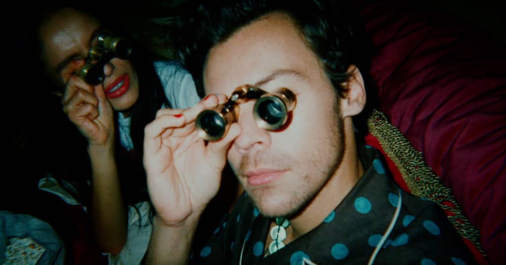 #Harry Styles shares “Late Night Talking” video