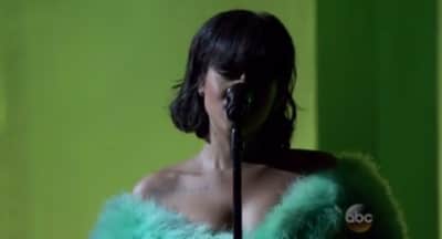 Watch Rihanna Perform “Love On The Brain” At The 2016 Billboard Music Awards