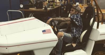 Watch Justin Bieber Play “Hotline Bling” And “Work” On Piano