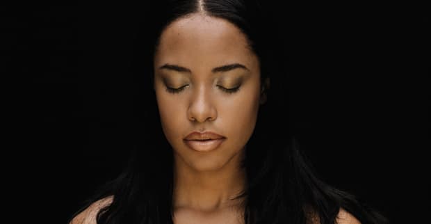 aaliyah for mac collection announcement video