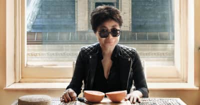 Yoko Ono announces new album Warzone