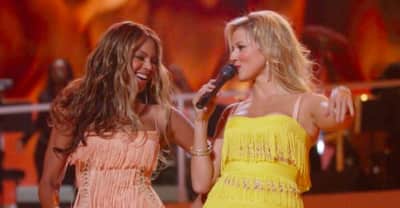 Beyoncé helped Jewel to dance for a performance