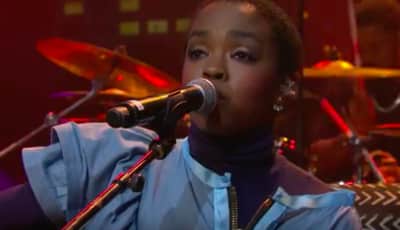 Watch Lauryn Hill Perform “Mystery Of Iniquity” On Austin City Limits