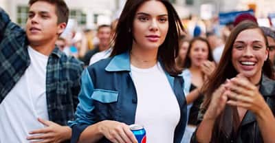 Pepsi Pulled Their Kendall Jenner Protest Ad After Online Criticism 
