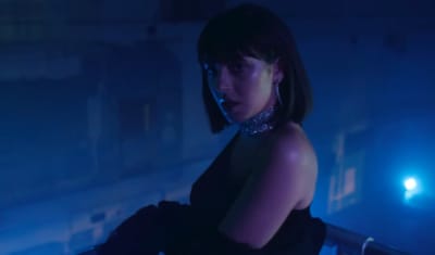Charli XCX drops “5 In The Morning” video