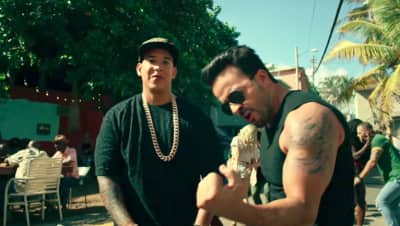 “Despacito” Is The First Youtube Video To Break Three Billion Views