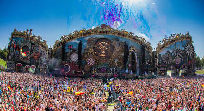 Report: Thousands Evacuate Tomorrowland UNITE After Stage Catches On Fire