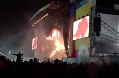 JAY-Z Ends Show With A Tribute To Chester Bennington