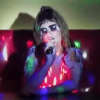 Watch Tove Lo take over a karaoke bar in her “I like u” music video