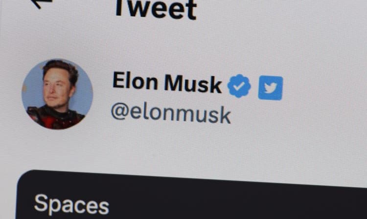 #Elon Musk is thinking about making us all pay to tweet