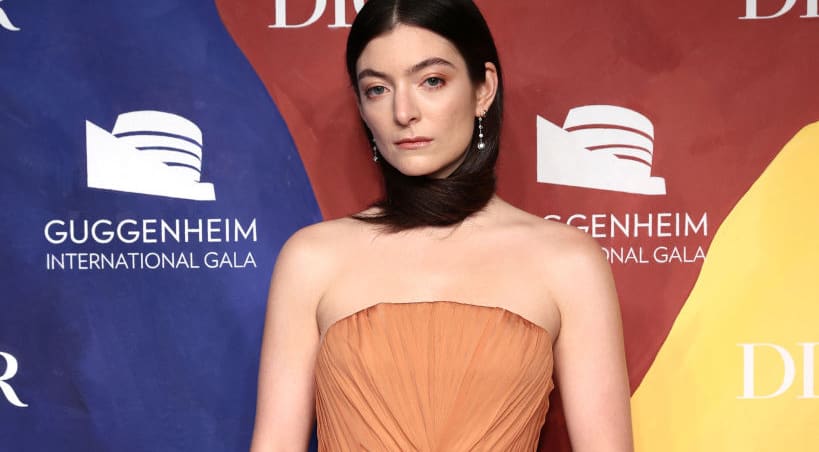 #Lorde “sickened and heartbroken” at potential changes to abortion rights