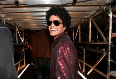 Bruno Mars calls on the NFL for a hip-hop Super Bowl halftime show