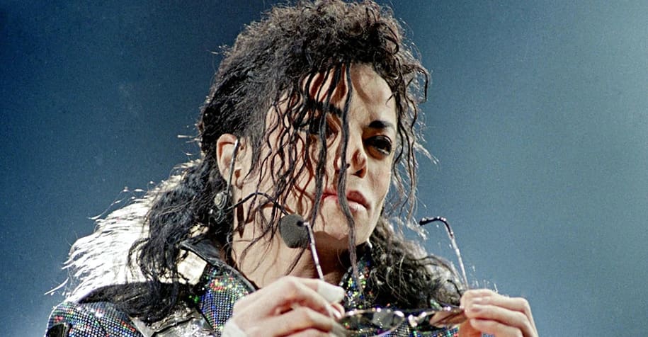 #Report: Michael Jackson’s estate seeking $800-900 million for portion of singer’s catalog