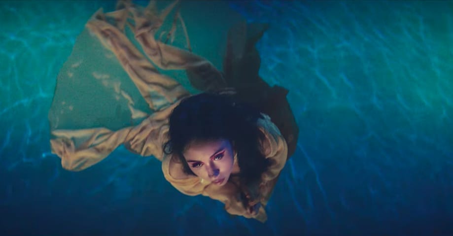 Kali Uchis shares “Get Up” video | The FADER