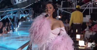 Cardi B At VMAs: “Colin Kaepernick, As Long As You Kneel For Us, We Gon’ Be Standing With You, Baby”