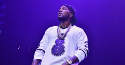 Jeezy helps Georgia family with Thanksgiving after their home burns down
