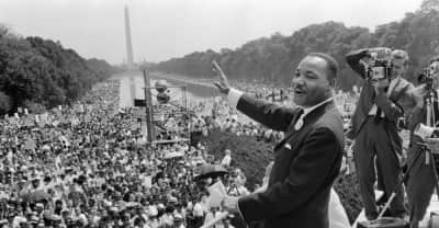 Watch Congressman John Lewis and Barack Obama honor Martin Luther King Jr. in roundtable discussion 