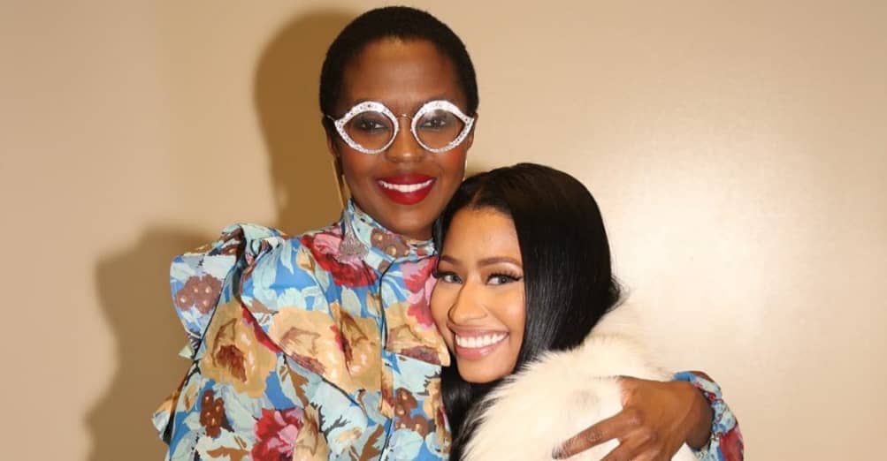 Watch Nicki Minaj Fall To Her Knees While Meeting Idol Lauryn Hill