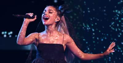 Ariana Grande earns first #1 song as “Thank u, next” tops Billboard Hot 100