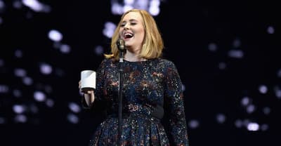 Watch Adele Freak Out After A Bat Flies Through Her Mexico City Show