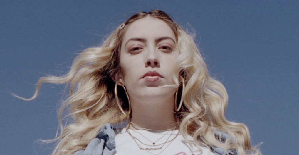 Meet Goth Shakira The High Priestess Of Intersectional Feminist Memes The Fader