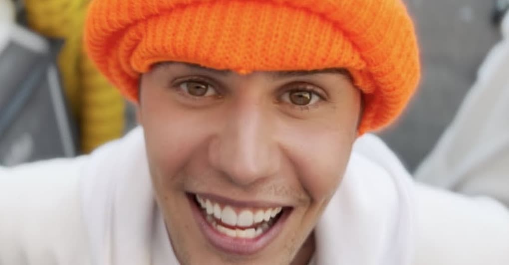#Justin Bieber shares off the cuff “I Feel Funny” video