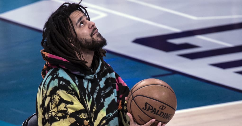 #J. Cole joins Canadian basketball team
