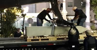 New Orleans Has Begun Taking Down Its Confederate Monuments