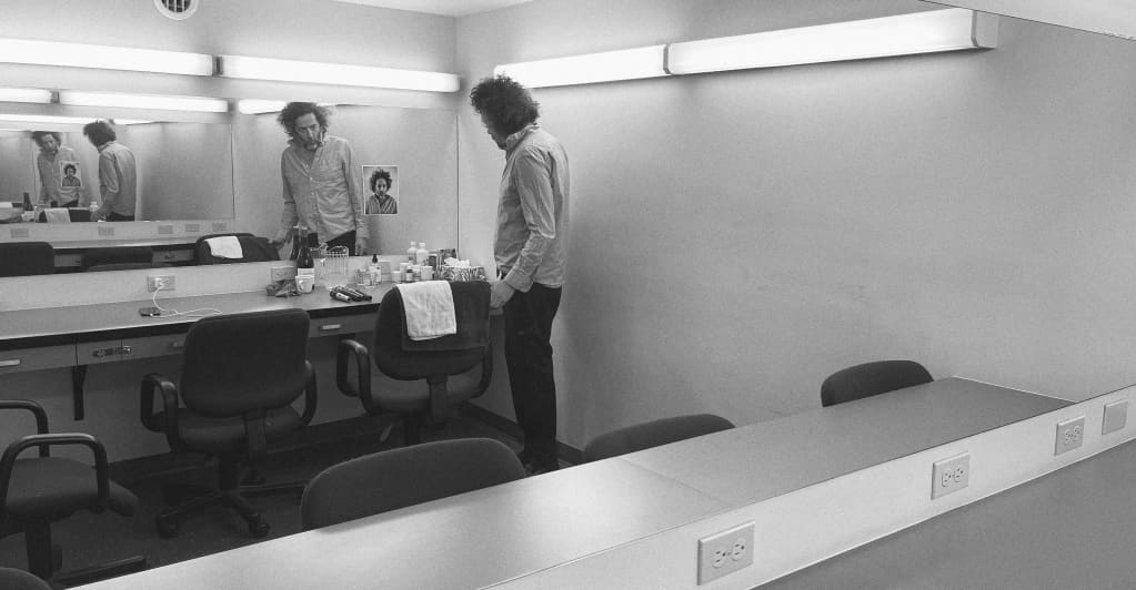 #Destroyer announces new album and share new song “Bologna”