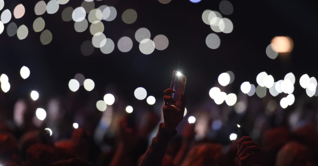 A new report says artists got 12% of music industry profits ...