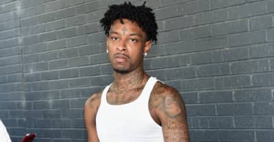 21 Savage’s manager tweets update, claims rapper under 23 hour lockdown