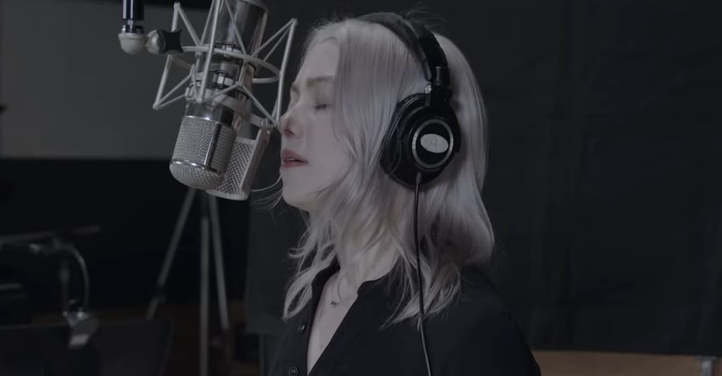 #Phoebe Bridgers releases new video for “Sidelines”