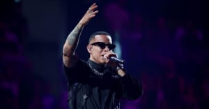 Rauw Alejandro and Daddy Yankee share “PANTIES Y BRASIERES”