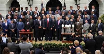 It Looks Like Way More Of The New England Patriots Met With Obama Than Trump