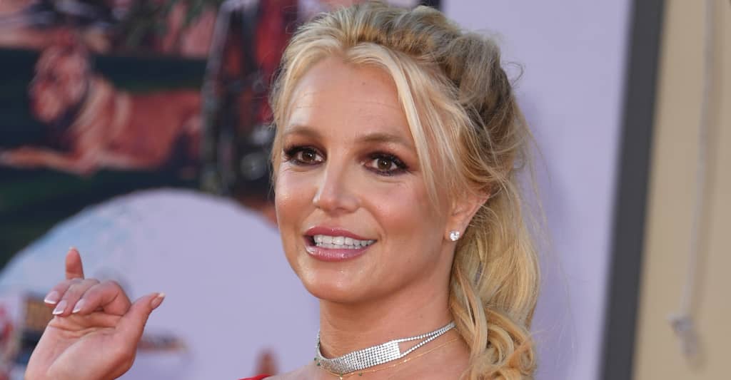 #Report: Britney Spears signs multi-million dollar book deal