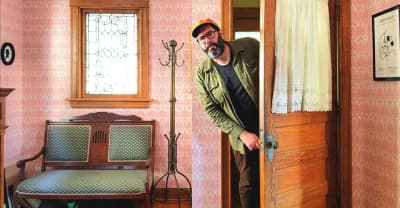 Owen Ashworth keeps singing for the painfully alone