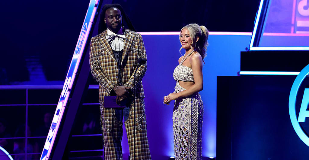 Shaboozey got his country music history mixed-up at the 2025 AMAs