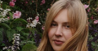 Carla dal Forno drops new song “Side By Side” with video