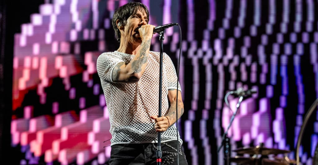 #Anthony Kiedis biography Scar Tissue to be turned into movie