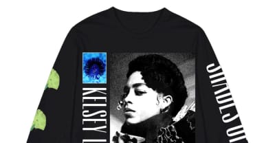 Kelsey Lu collaborated with streetwear brand Total Luxury Spa for a really cool long-sleeved tee
