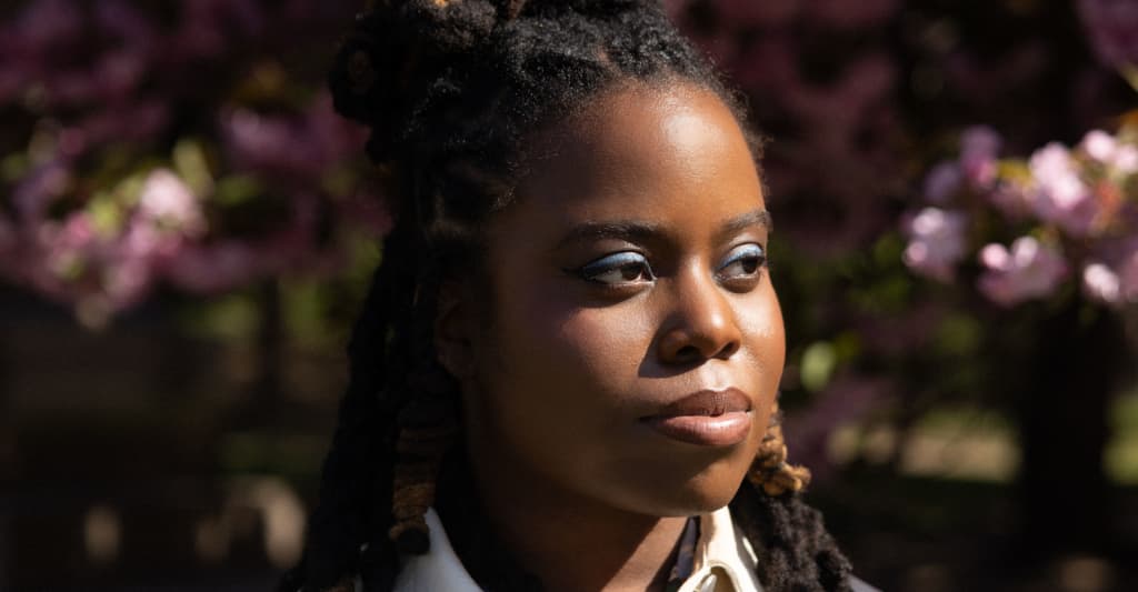 #Yasmin Williams escapes tradition