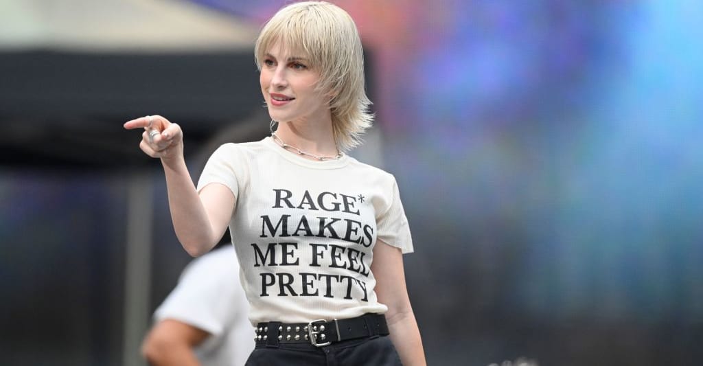 #Hayley Williams, Lucy Dacus, and more confirmed for wildfire benefit concert