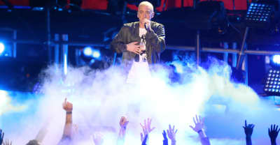 Eminem shares Machine Gun Kelly diss “KILLSHOT”