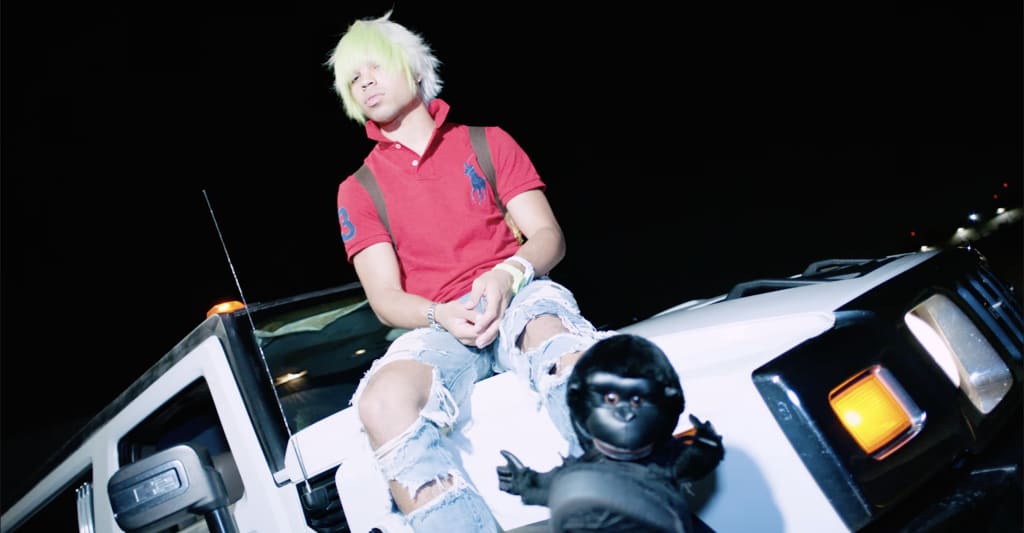 Showjoe’s “2012 Neon” flips “Levels” by Avicii Showjoe samples Avicii to sugar-rush effect on new single "2012 Neon."