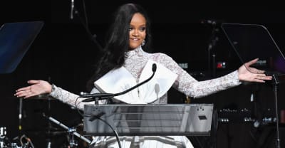 Rihanna on the wait for R9: “It’s going to be worth it”