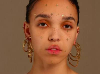 FKA twigs announces new single “Cellophane”