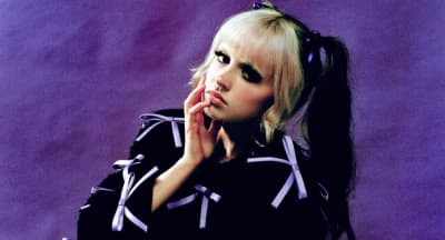 amy michelle reckons with the terror of adulthood on “welcome to the sidelines” 