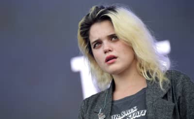 Sky Ferreira releases cover of “Voices Carry”