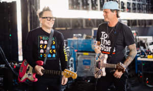 Blink-182确认将与Skrillex、Four Tet和Fred Again一起成为科切拉音乐节的新主唱。